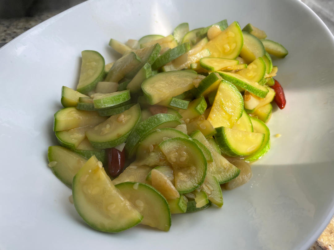 清炒西葫芦，五分钟快手菜
