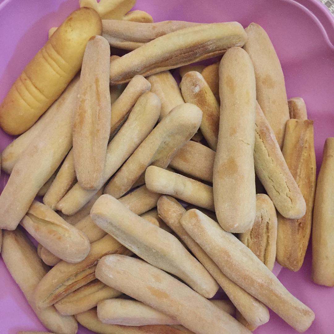 6个月大宝宝的磨牙饼干