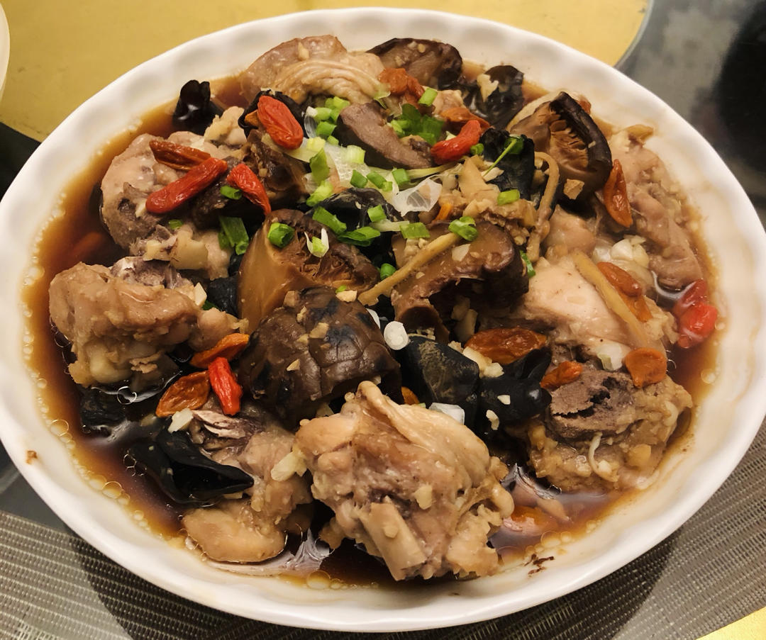 香菇蒸滑鸡
