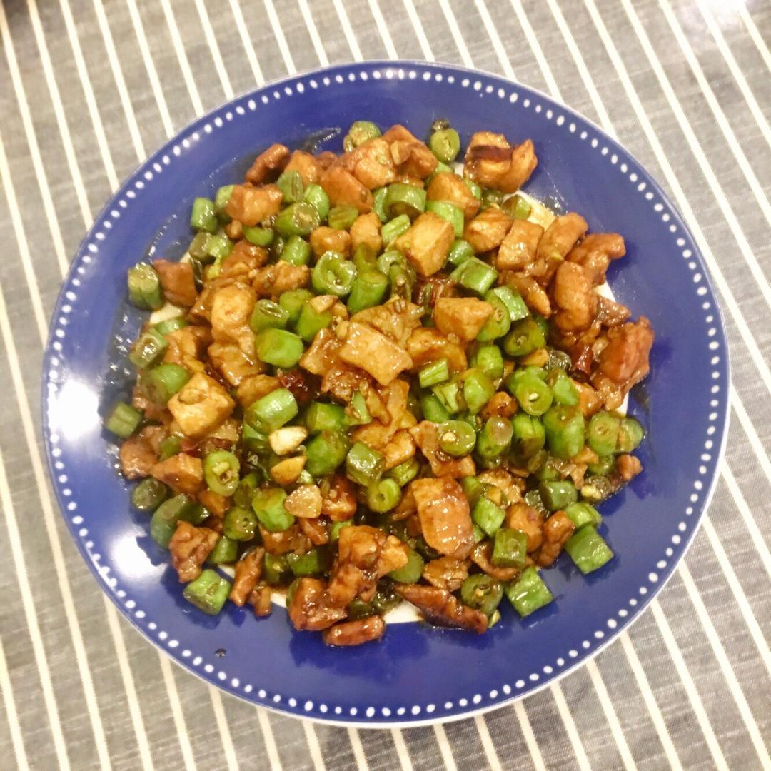 肉沫豆角下饭菜