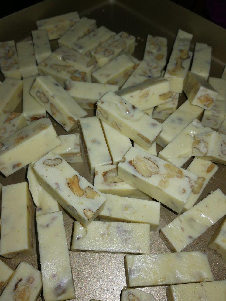 经过无数人试吃称赞的牛轧糖做法