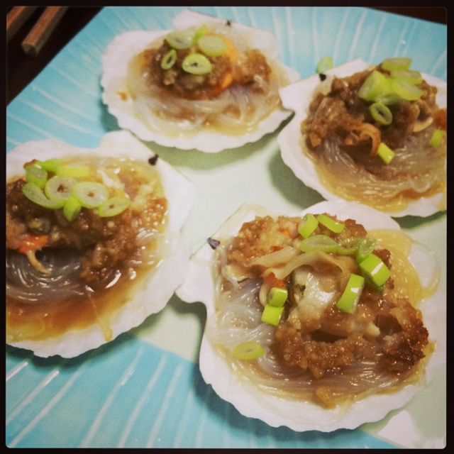 蒜蓉粉丝蒸扇贝