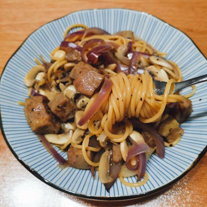 比餐厅好吃的黑椒牛柳意面🍝零失败简单教程