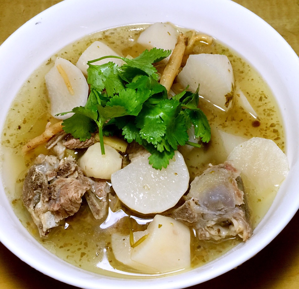 萝卜炖羊肉