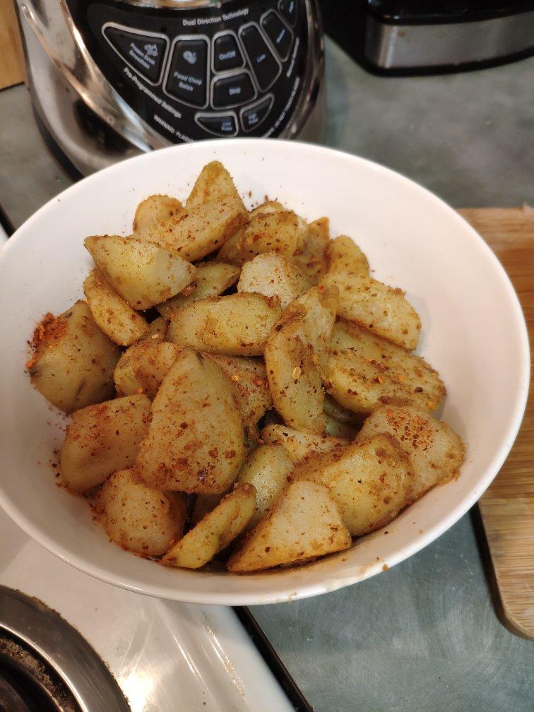 巨开胃，巨好吃💥秒杀路边摊❗️超级下饭的香辣孜然土豆❗️想吃的学起来，保证你喜欢。