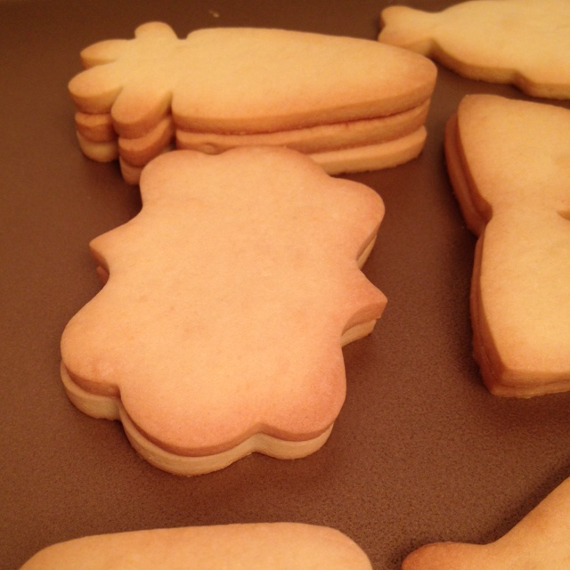 超简单！好吃又平整的糖霜饼干底的做法（附贴心小提示哦）