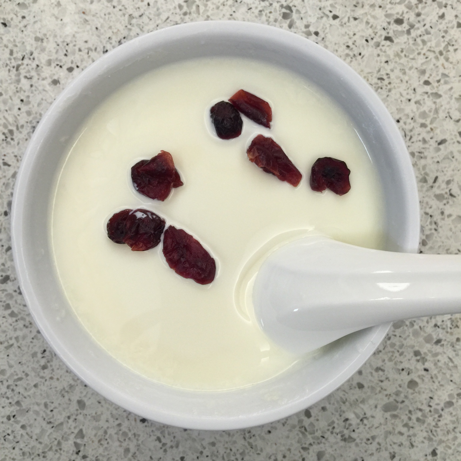 布丁 牛奶布丁 sugarlady做的牛奶布丁 赞 牛奶,鲜奶油,炼乳,鱼胶粉