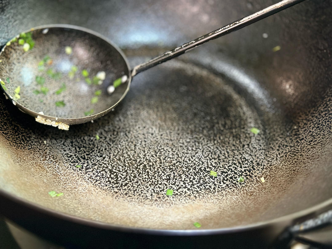 【一碗蛋炒饭】最最最简单的炒饭！！！的做法 步骤11