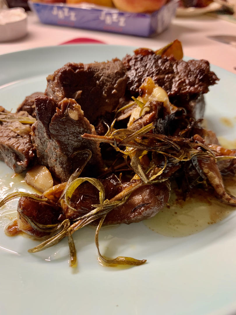 听起来就很好吃的黑椒蒜子牛肉粒