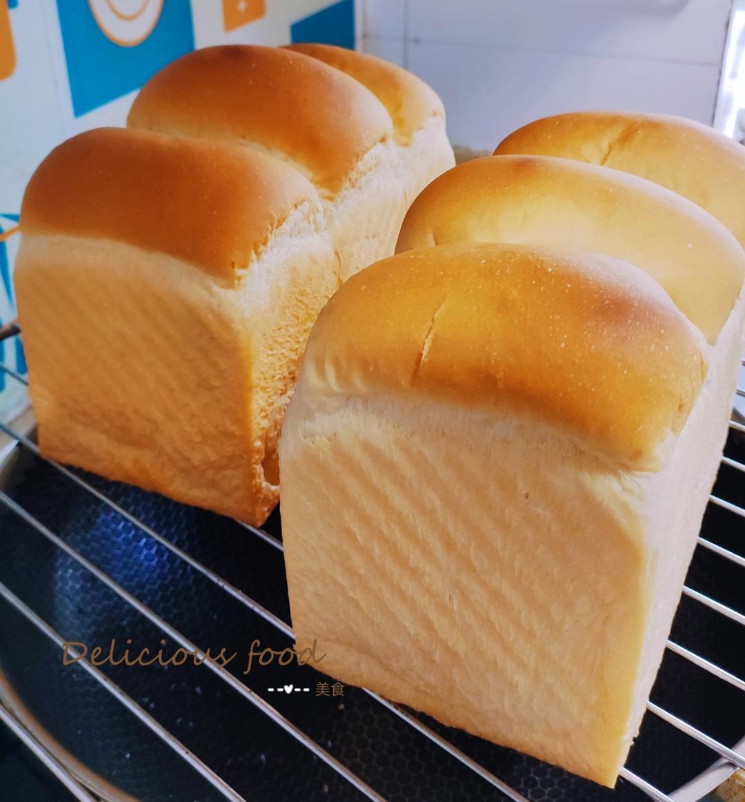 这手套膜，牛乳生吐司