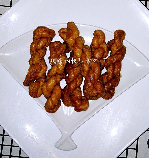 酥得掉渣的麻花的做法