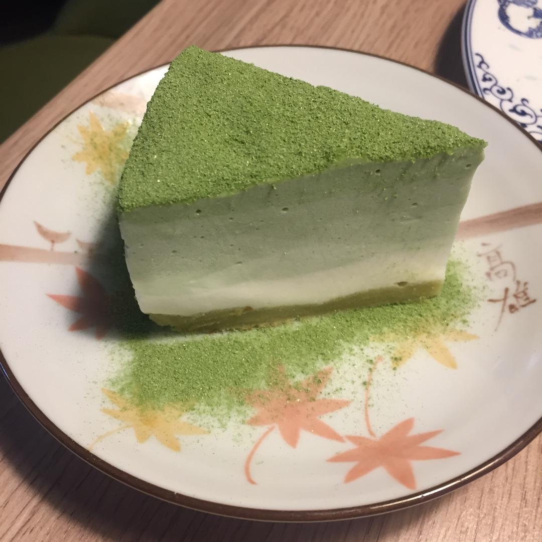 渐变抹茶慕斯蛋糕：我Amanda带着既美又作的抹茶甜点又来了！【曼食慢语】