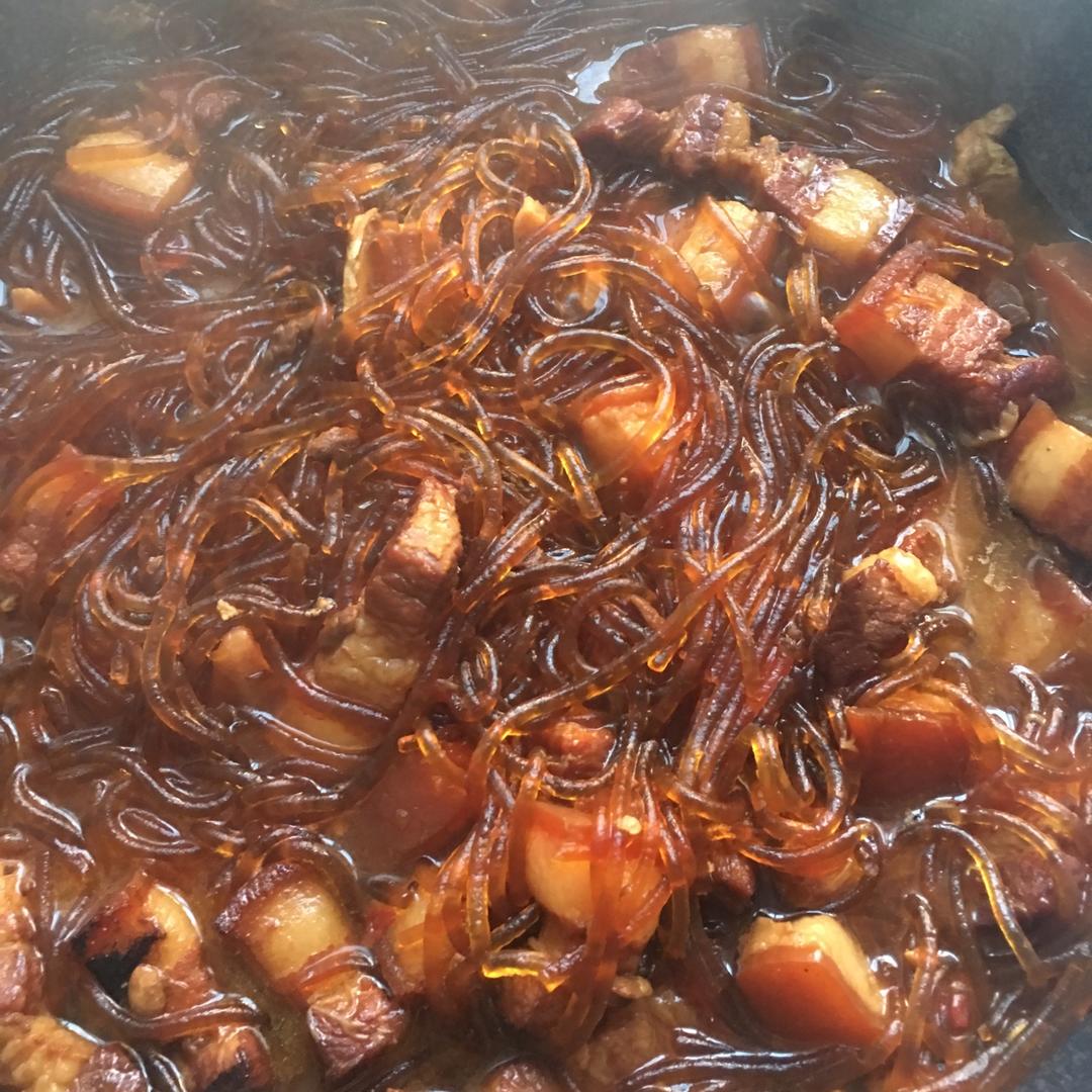 仅仅是依恋5555做的红焖肉炖粉条