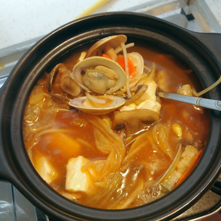 韩式海鲜嫩豆腐汤（一人食）的做法