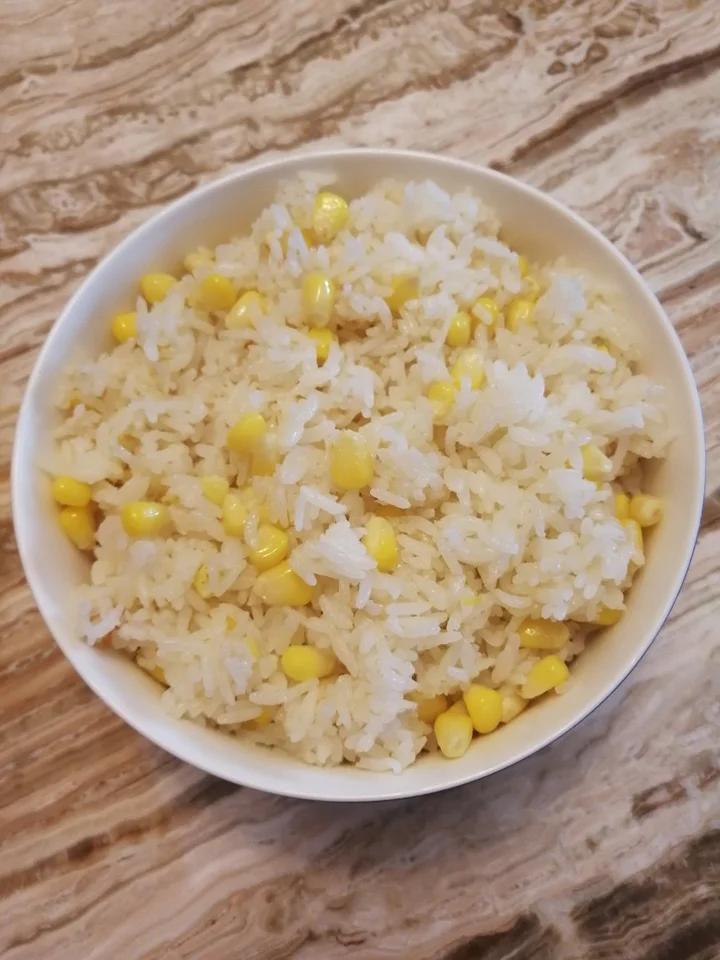 玉米炊饭