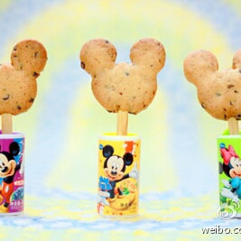 为孩子烘焙
        各式的饼干，蛋糕，面包排队站好。