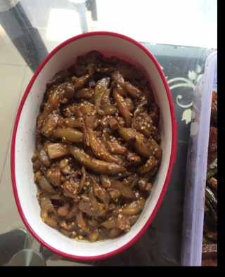 酱香肉末烧茄子