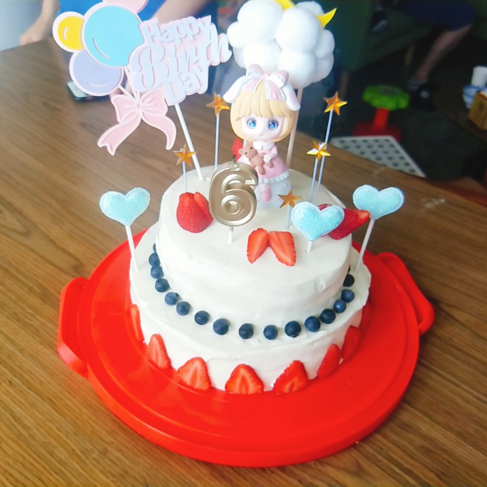艾莎宝宝双层生日蛋糕