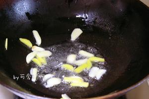 红烧豆腐鱼（水潺，龙头鱼）｜葱姜蒜烧豆腐鱼的做法 步骤3