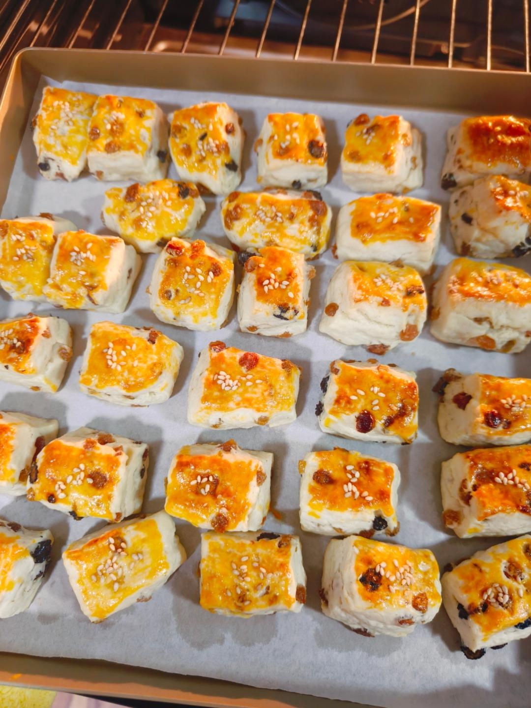 消耗淡奶油的司康