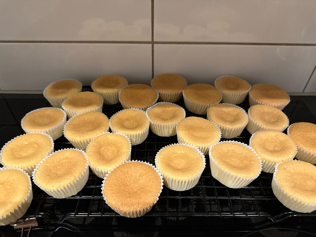 不塌陷不开裂的戚风(杯子、6寸）蛋糕