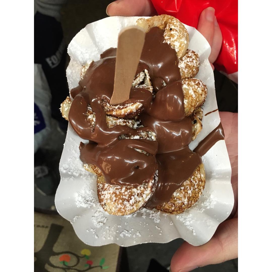 冰淇淋馅华夫饼