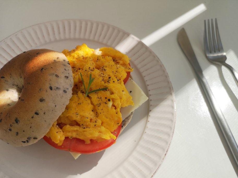 黑芝麻全麦贝果