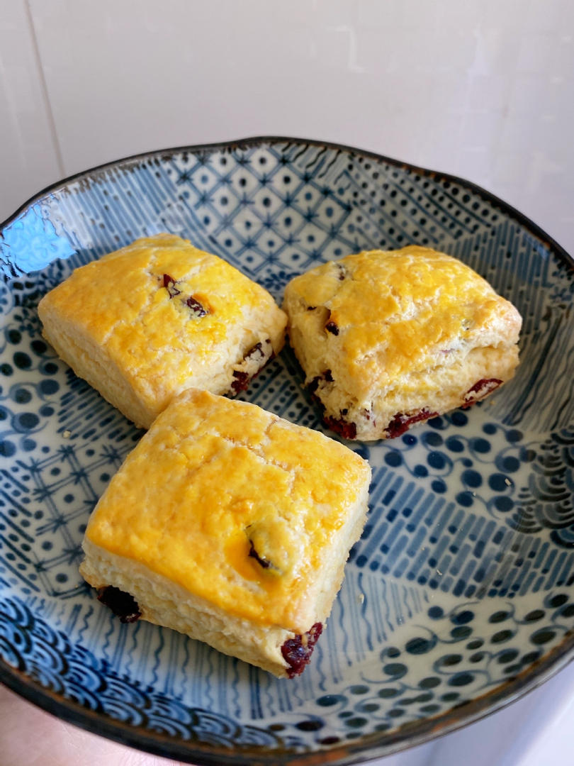 完美裂纹～百分百成功的超好吃奶香司康（禁止搬运）