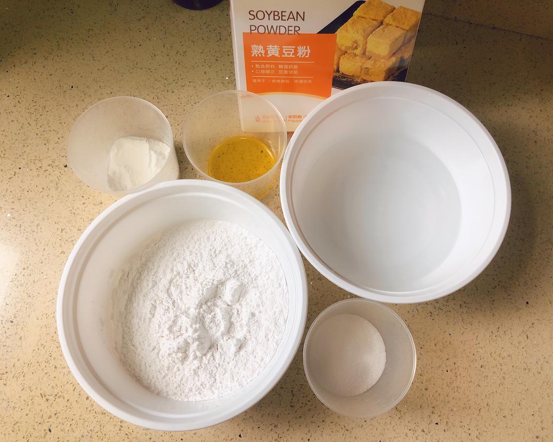 纯奶手撕吐司的做法 步骤1