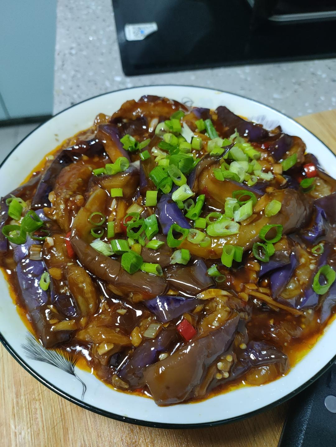 开胃下饭菜！巨简单的家常鱼香茄子煲