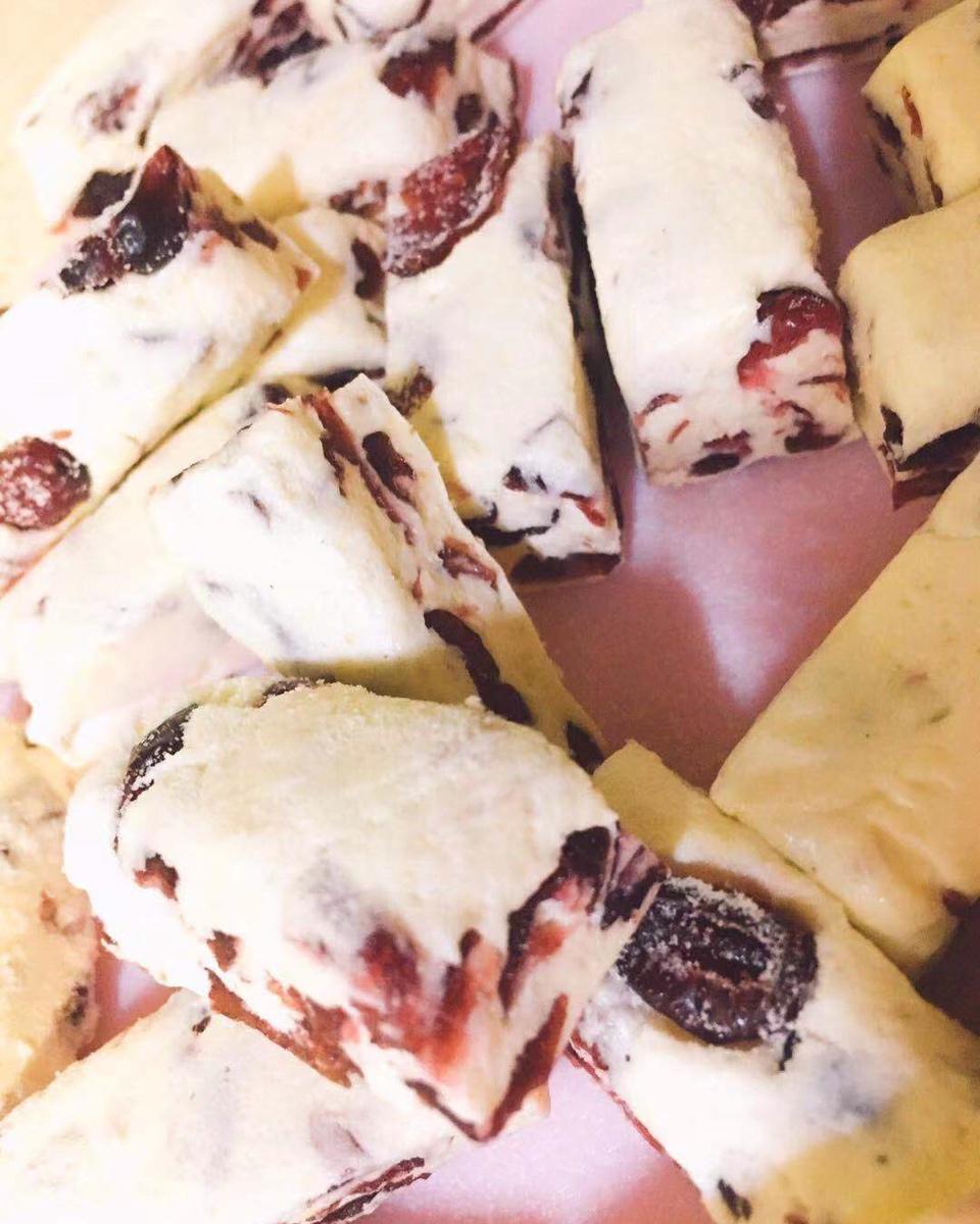 蔓越莓花生牛轧糖