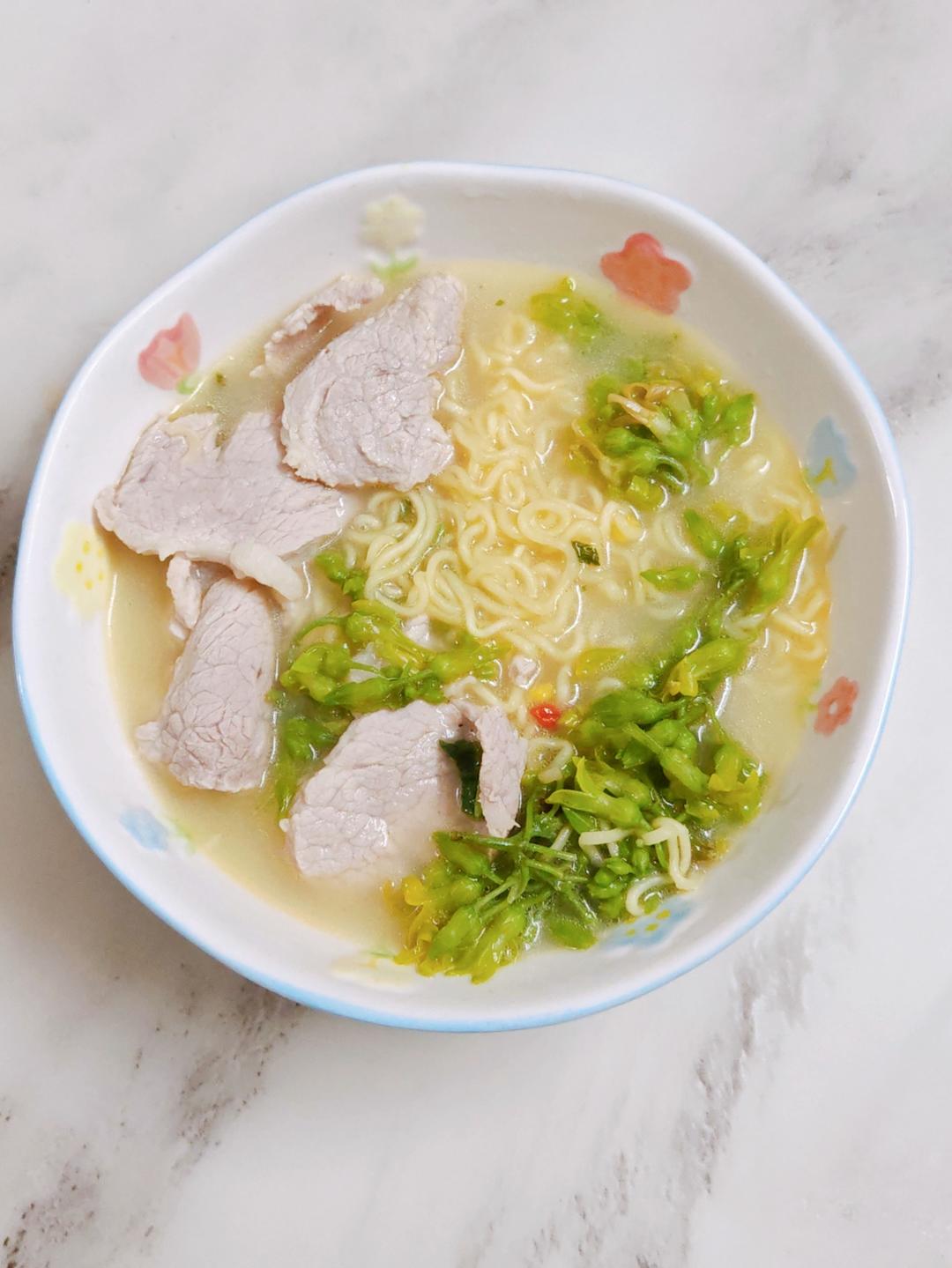 夜香花猪肉丸汤面