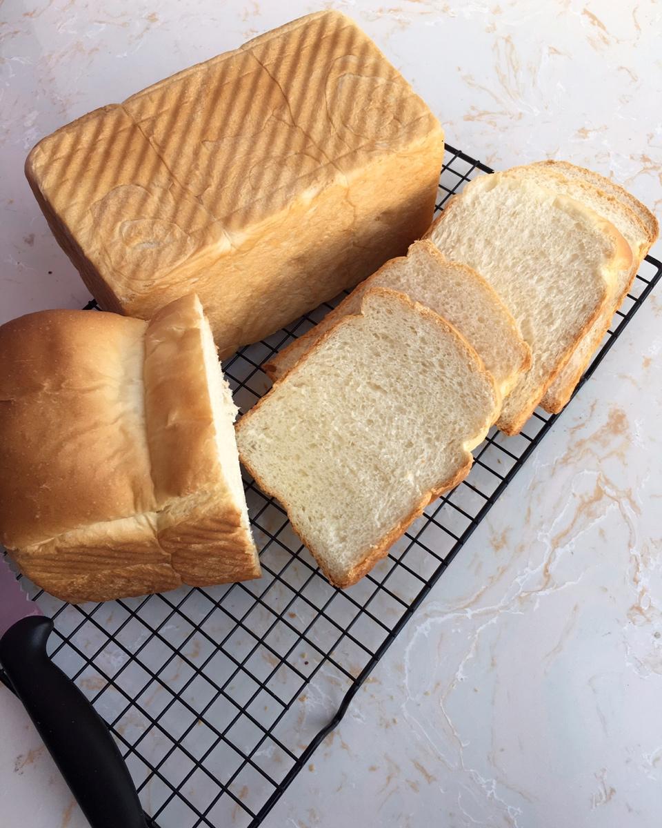 《Tinrry+》软绵绵的白吐司