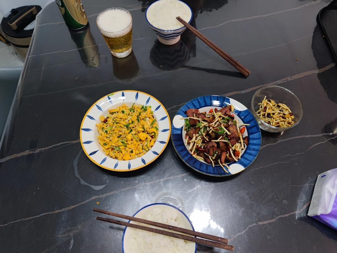 鱼腥草辣椒炒肉