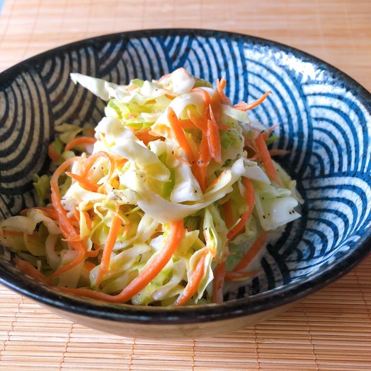 昨日的美食——卷心菜沙拉