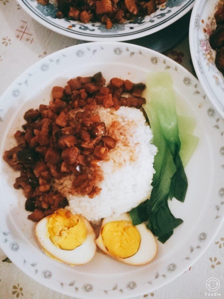 台式卤肉饭