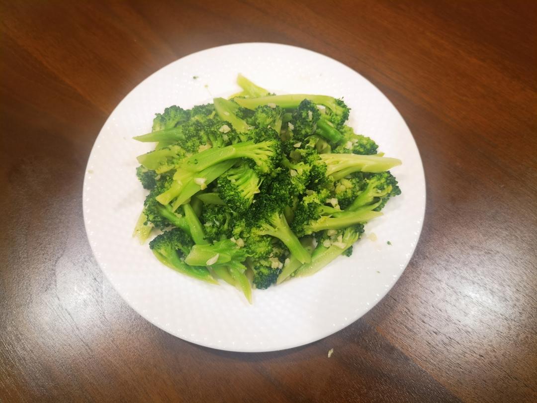娃爱吃的清炒西兰花🥦