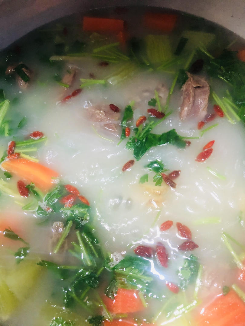 秋冬滋养-牛尾骨汤