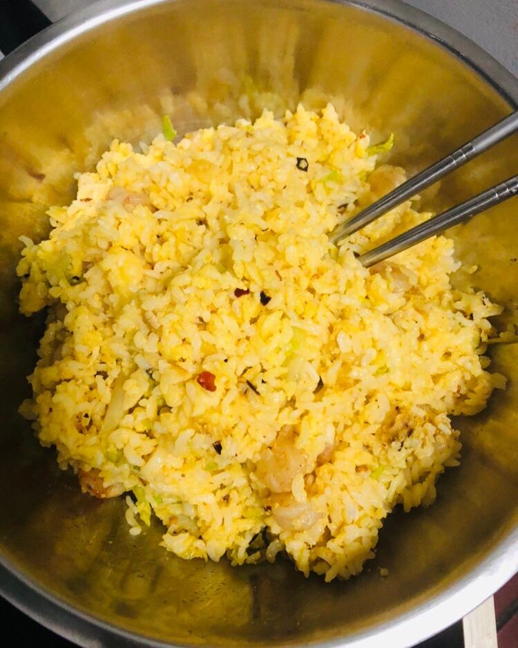 黄金虾仁炒饭