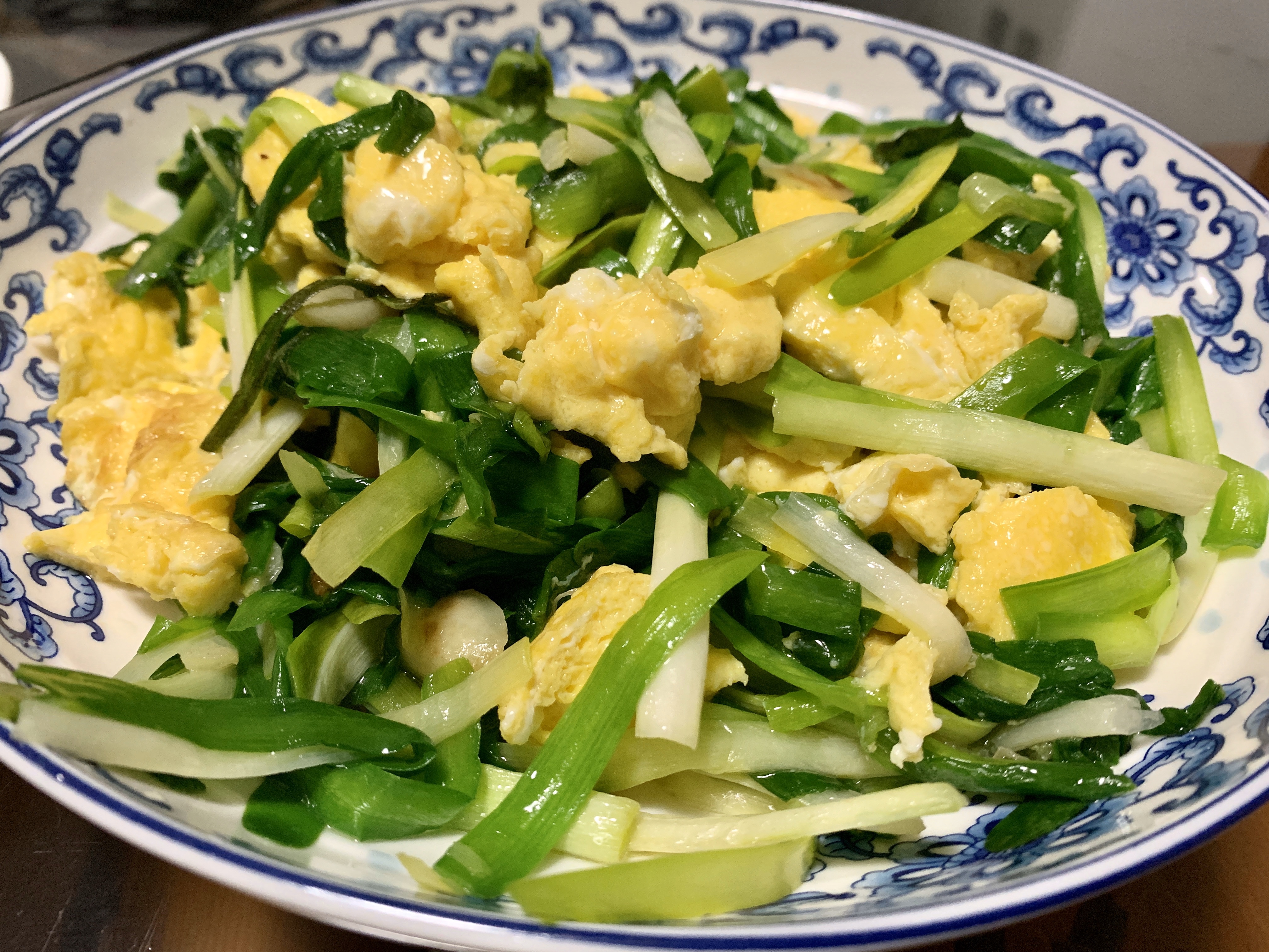 30秒出锅的鲜嫩韭菜炒鸡蛋的做法