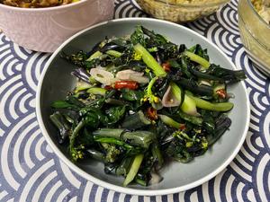 炝炒紫菜苔（传说中的红菜苔）的做法 步骤8