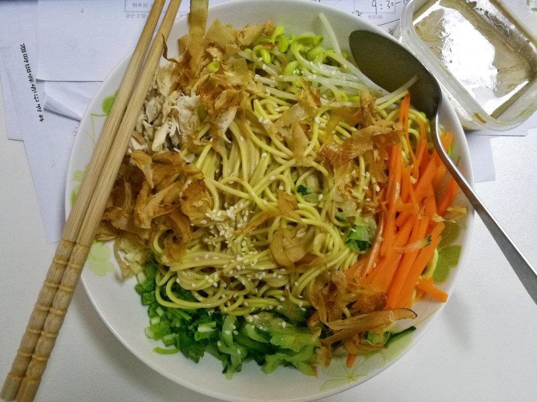 芝麻酱凉拌面