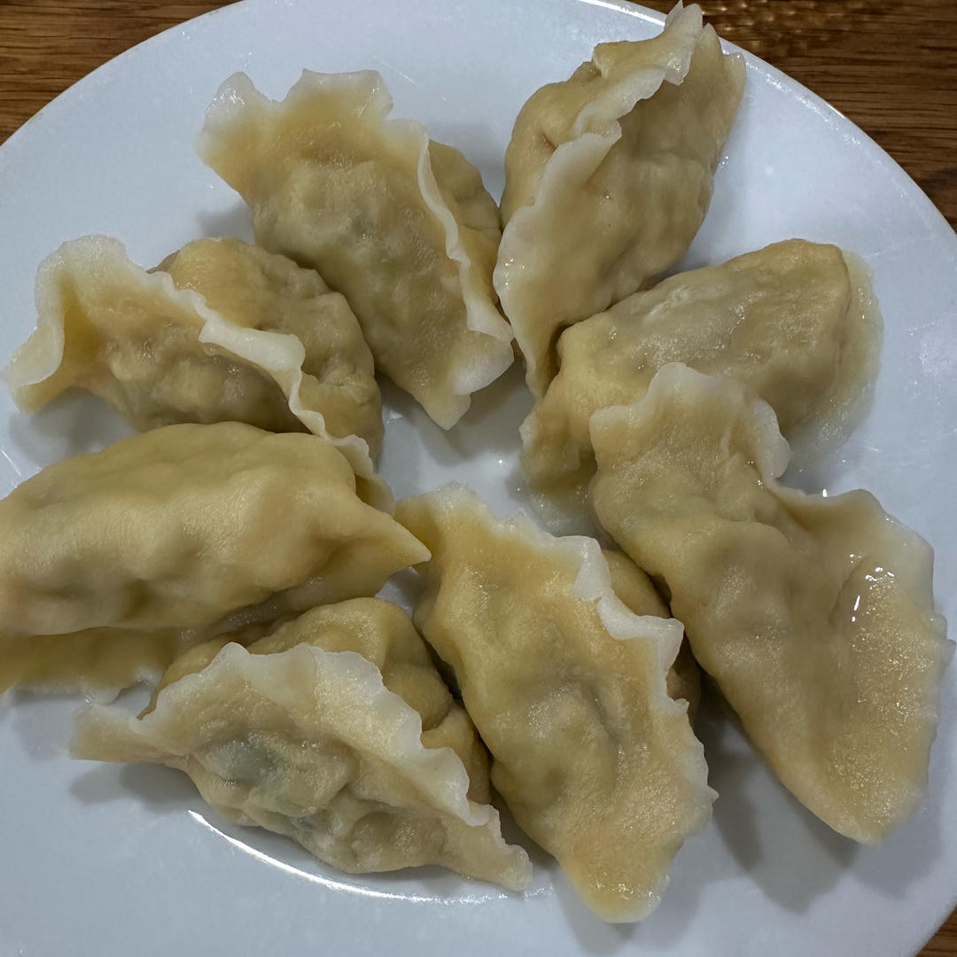 茼蒿鲜肉水饺