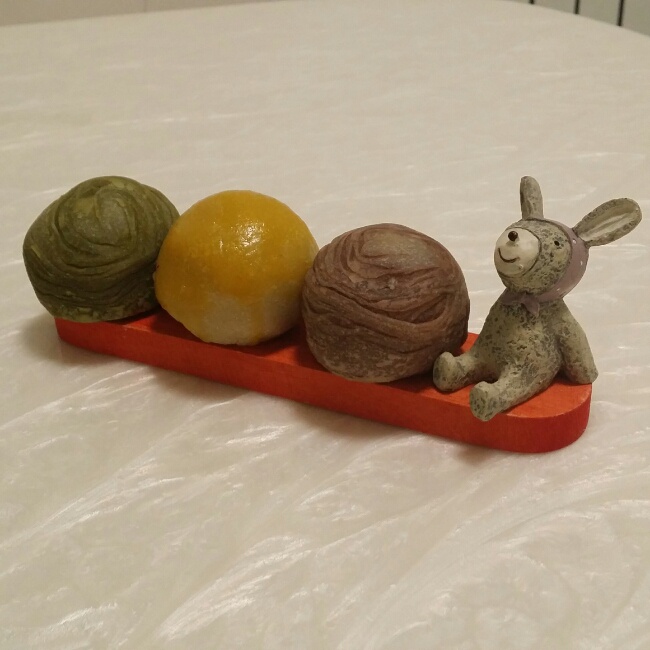 蛋黄酥~紫薯、抹茶、原味~花好月圆，中秋快乐~内附一次做六色蛋黄酥方法~
