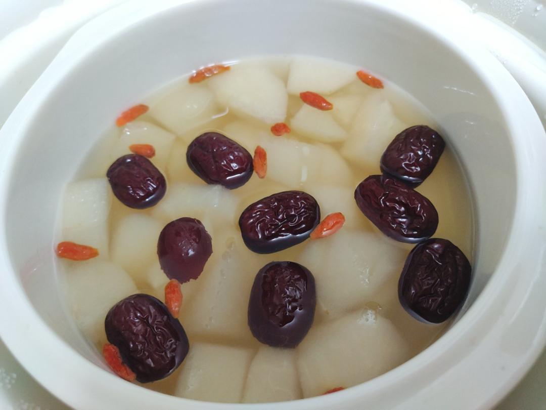 冰糖炖雪梨🍐(隔水炖)