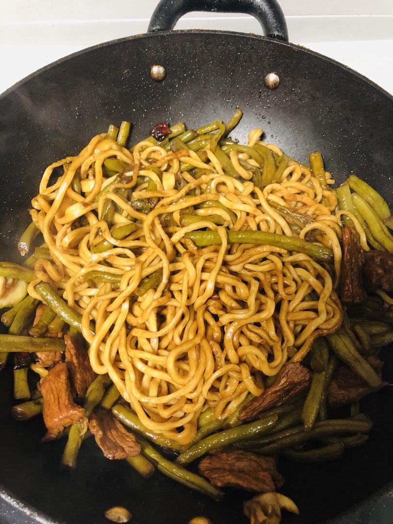 豆角焖面