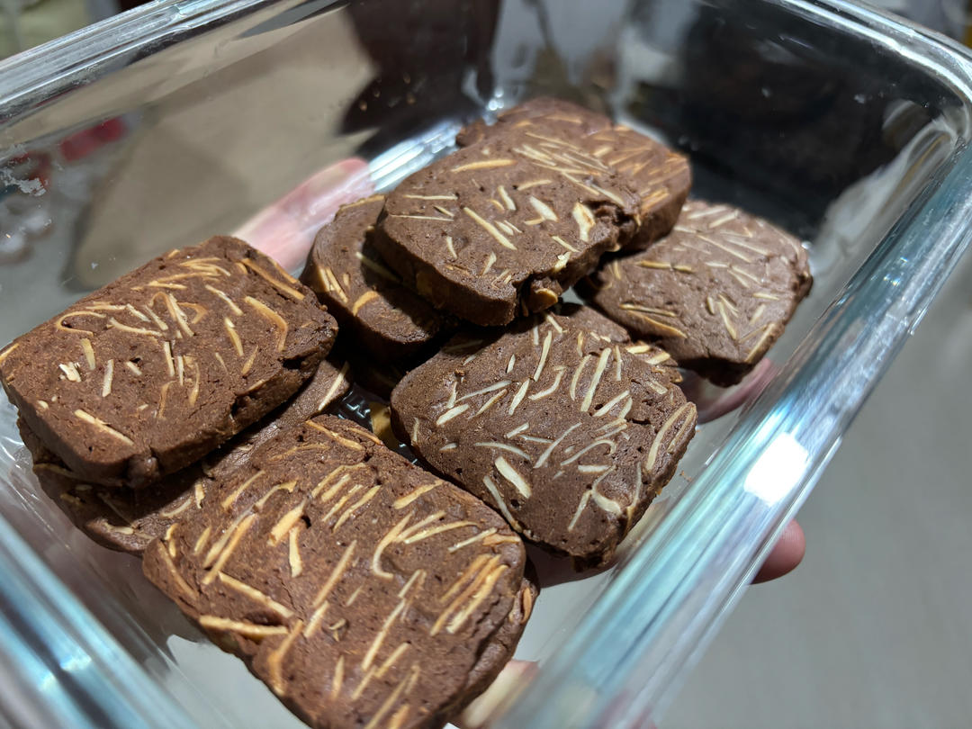 【可可杏仁曲奇】