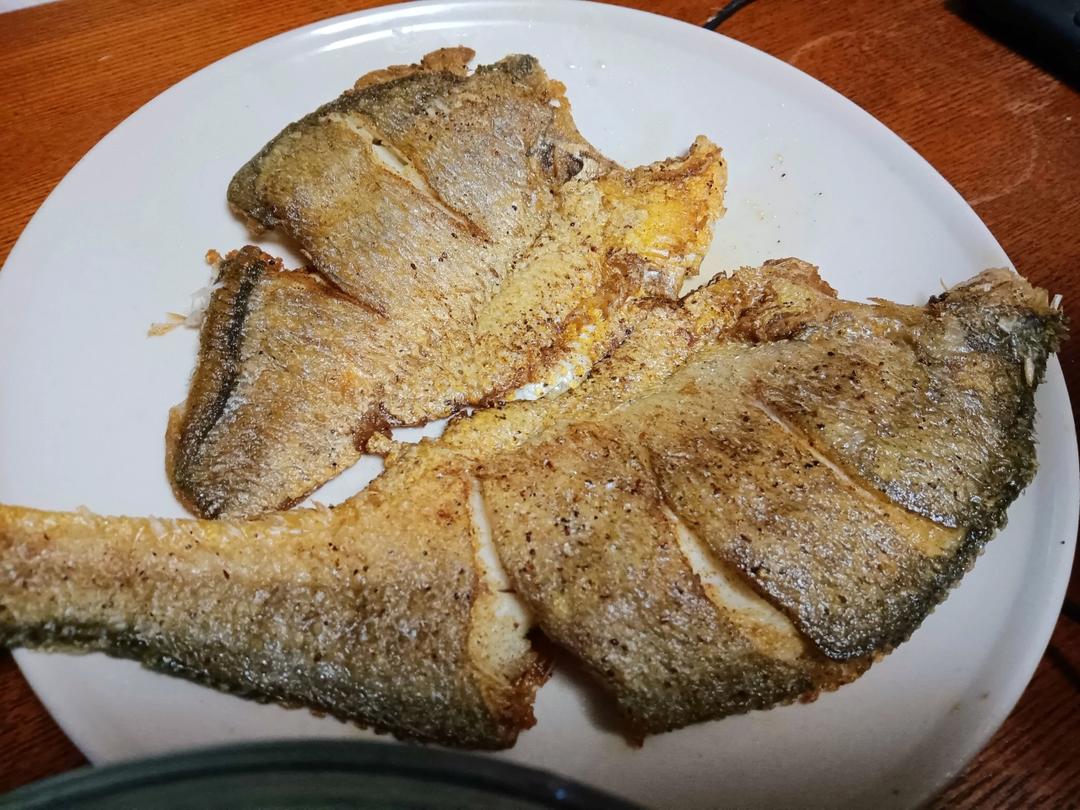 干煎鱼（椒盐味）
