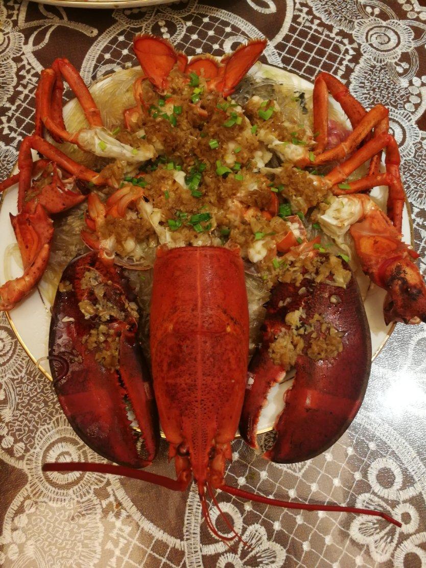 蒜蓉蒸波士顿龙虾