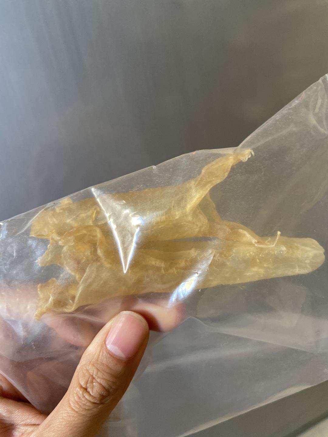 花胶响螺肉海底椰汤的做法步骤图 啦啦啦啦啦哦哎 下厨房